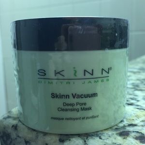 Skinn Vacuum Deep Pore Cleansing Mask